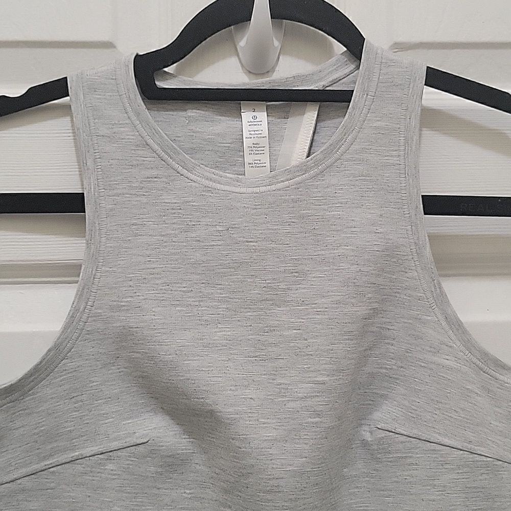 Lululemon Minimal Tank - Picture 3 of 10